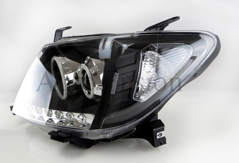 Headlight Set In Black For Toyota Hilux TGN/KUN/GGN (2005-2011